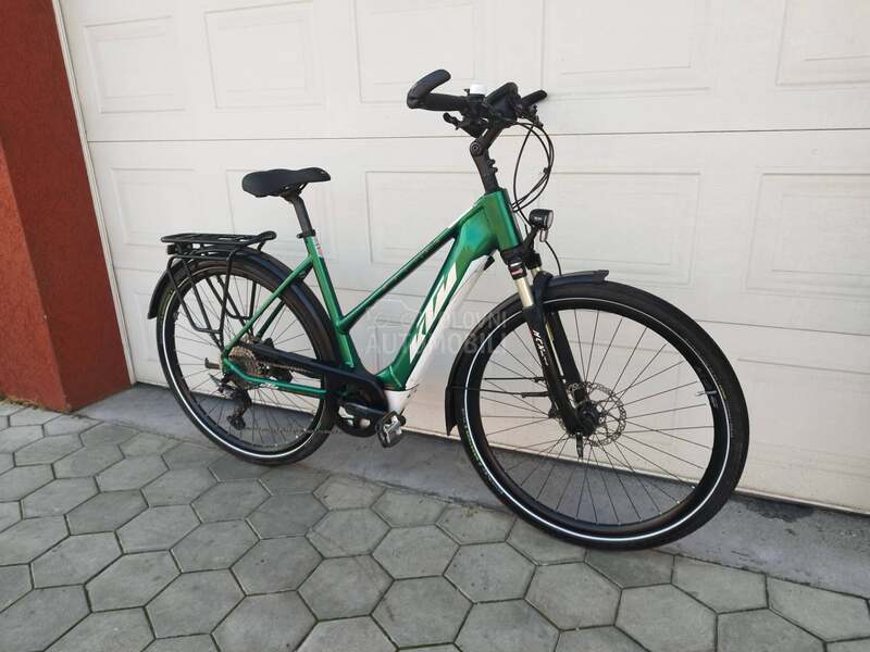 KTM Cento 10