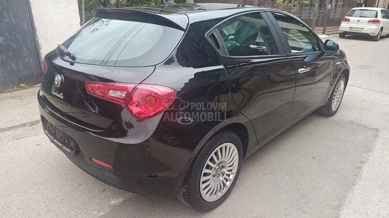 Alfa Romeo Giulietta 1,4 b CH