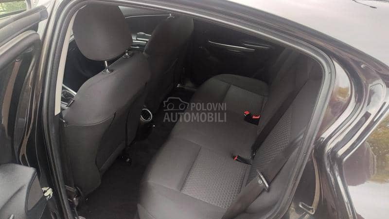 Alfa Romeo Giulietta 1,4 b CH