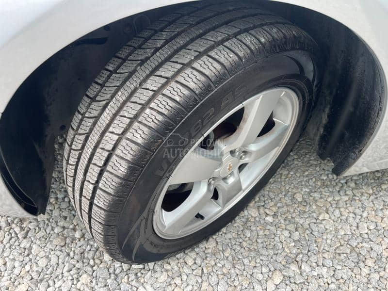 Chevrolet Cruze 1.6 deLux