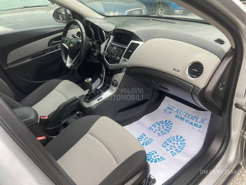 Chevrolet Cruze 1.6 deLux