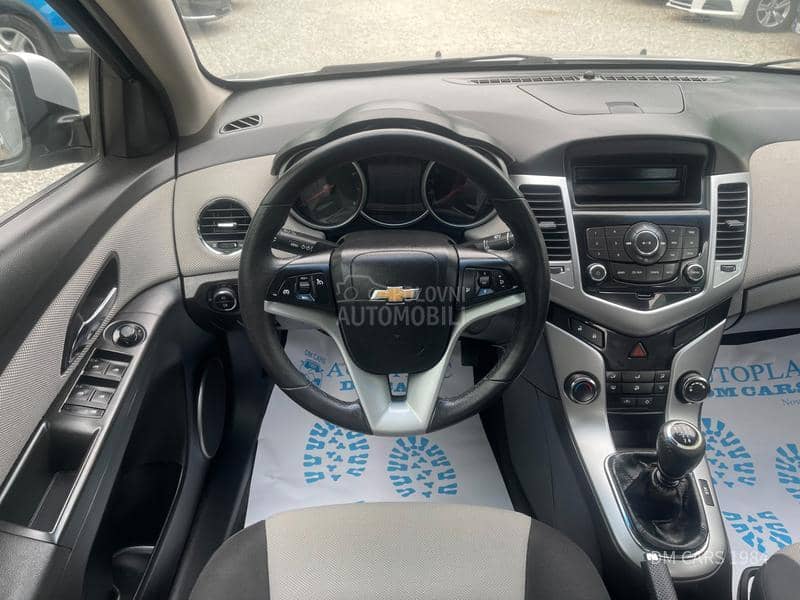 Chevrolet Cruze 1.6 deLux