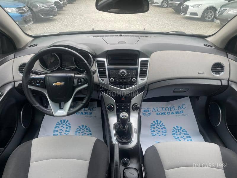 Chevrolet Cruze 1.6 deLux