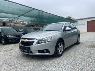 Chevrolet Cruze 1.6 deLux