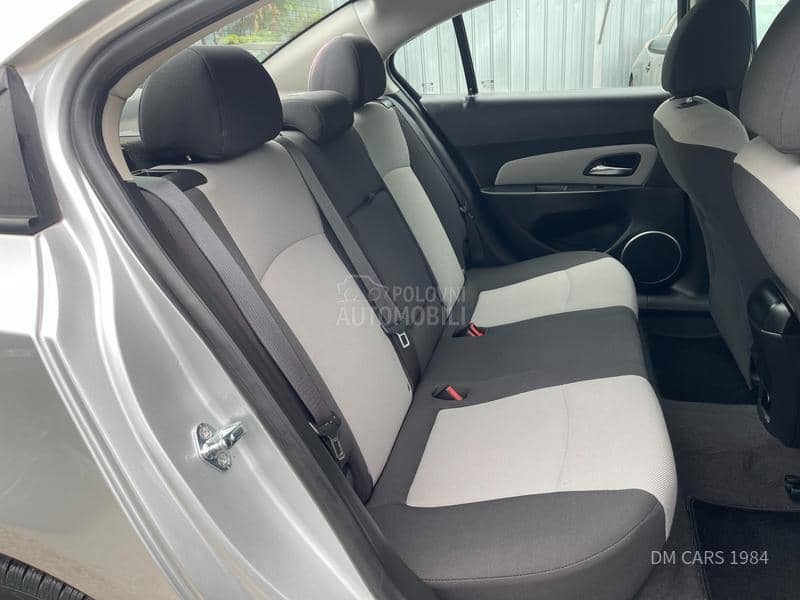 Chevrolet Cruze 1.6 deLux