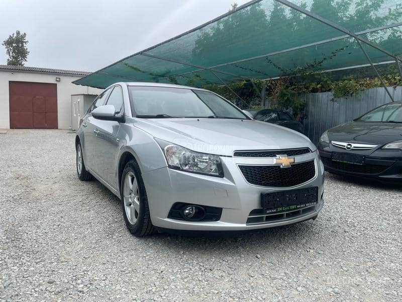 Chevrolet Cruze 1.6 deLux