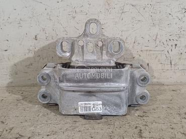 NOSAC MOTORA za Volkswagen Golf 6