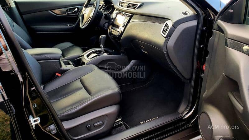 Nissan X-Trail TEKNA Plus Nissan X-Trail TEKNA Plus