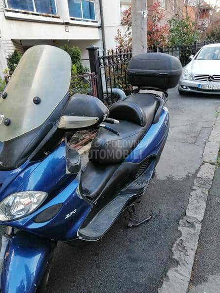 Piaggio x9