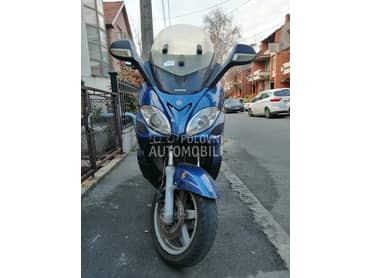 Piaggio x9