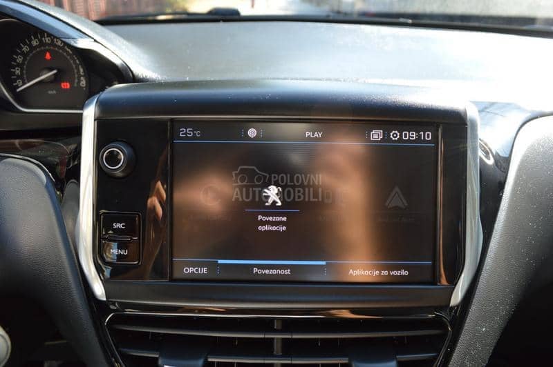 Peugeot 208 1.2 PureTech Nav