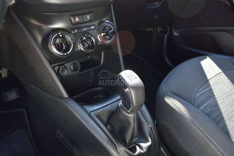 Peugeot 208 1.2 PureTech Nav