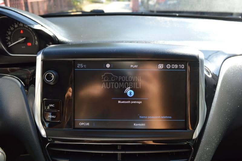 Peugeot 208 1.2 PureTech Nav