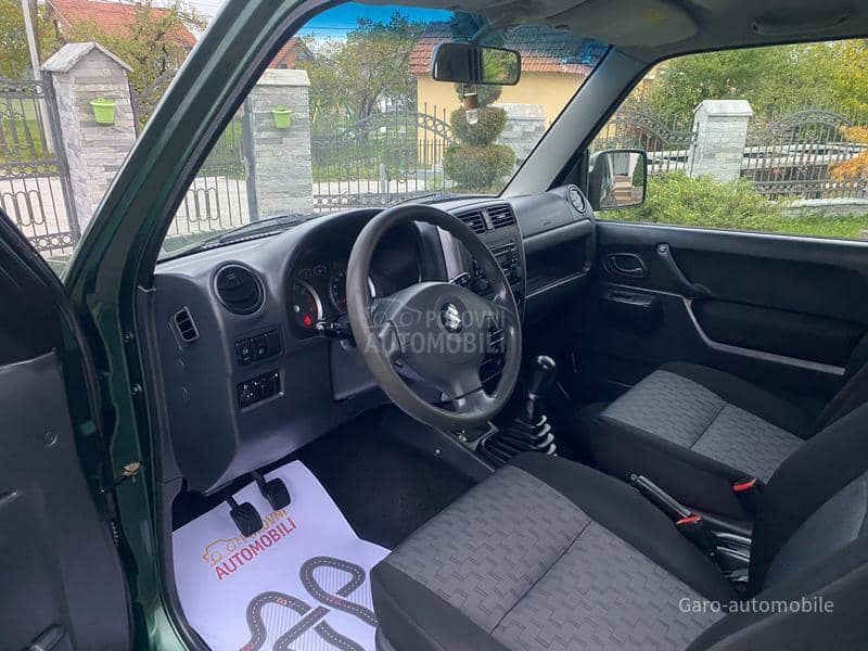 Suzuki Jimny 1.3 4x4 SVAJCARSKA