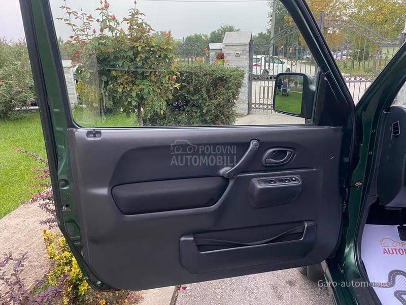 Suzuki Jimny 1.3 4x4 SVAJCARSKA