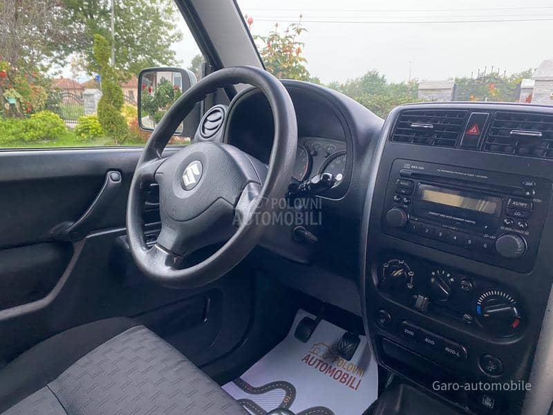 Suzuki Jimny 1.3 4x4 SVAJCARSKA