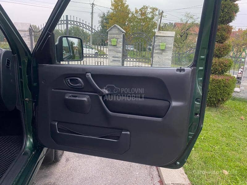 Suzuki Jimny 1.3 4x4 SVAJCARSKA