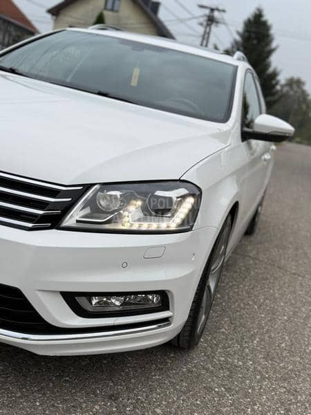 Volkswagen Passat B7 R line DSG 4Motion