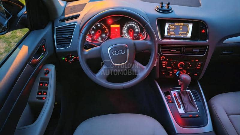 Audi Q5 quattro 1.4.1.h.k.m