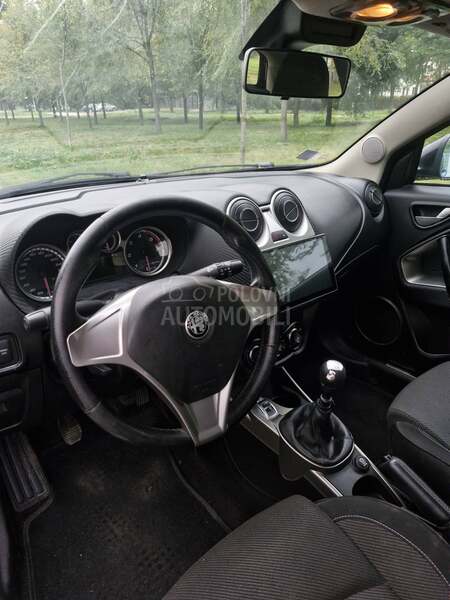 Alfa Romeo MiTo 