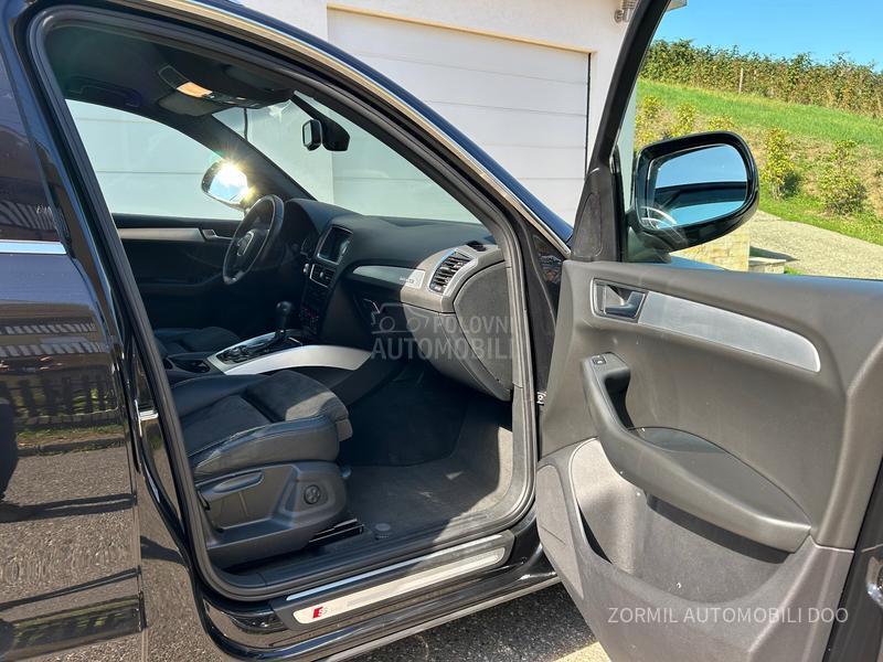 Audi Q5 2.0TDI S-Line CH Audi Q5 2.0TDI S-Line CH