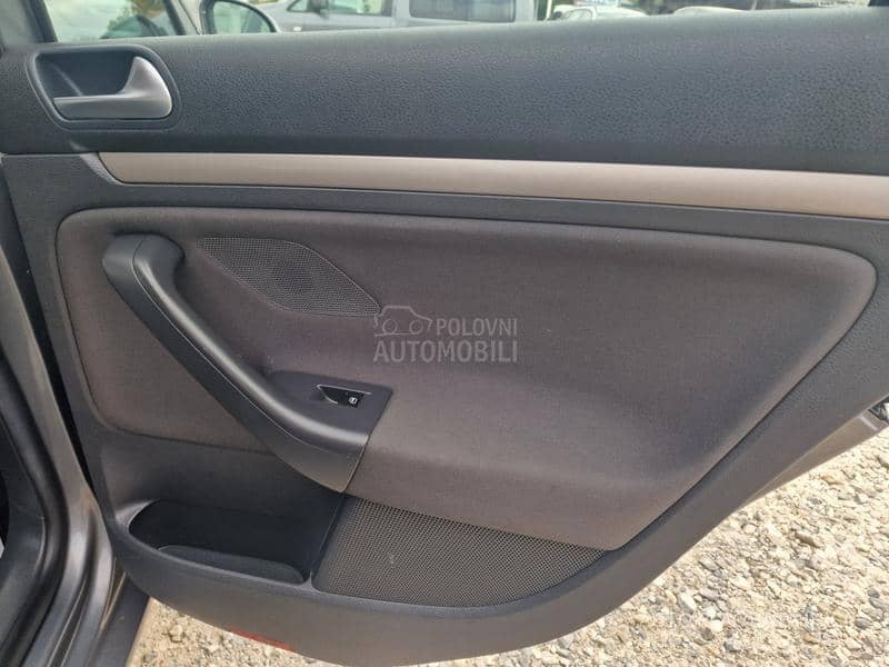 Volkswagen Golf 5 2.0TDI 8V DSG