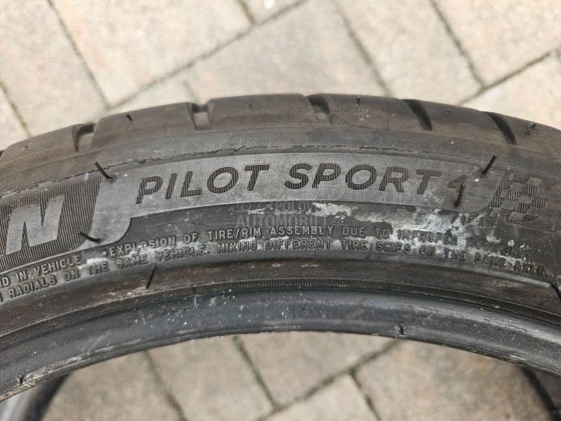 Michelin 215/40 R17 Letnja