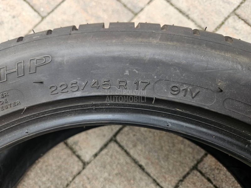 Michelin 225/45 R17 Letnja