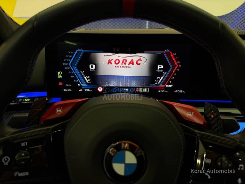 BMW M5 PERFORMANCE/AKRAP