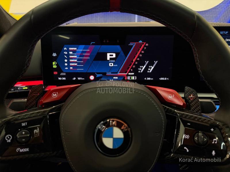 BMW M5 PERFORMANCE/AKRAP