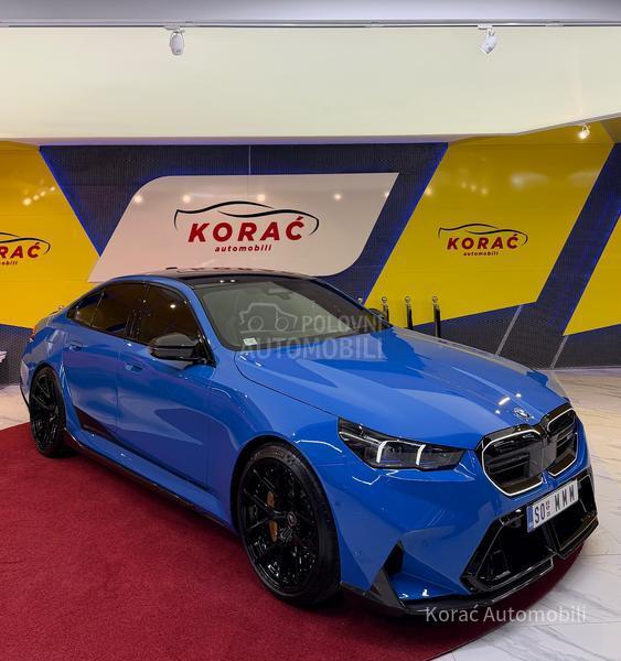 BMW M5 PERFORMANCE/AKRAP
