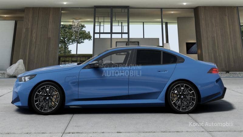 BMW M5 KERAMIKA/KARBON/PANO