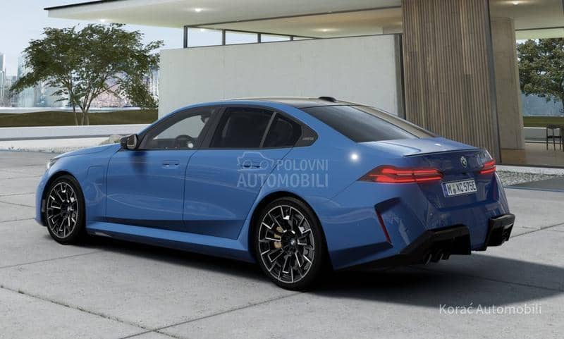 BMW M5 KERAMIKA/KARBON/PANO