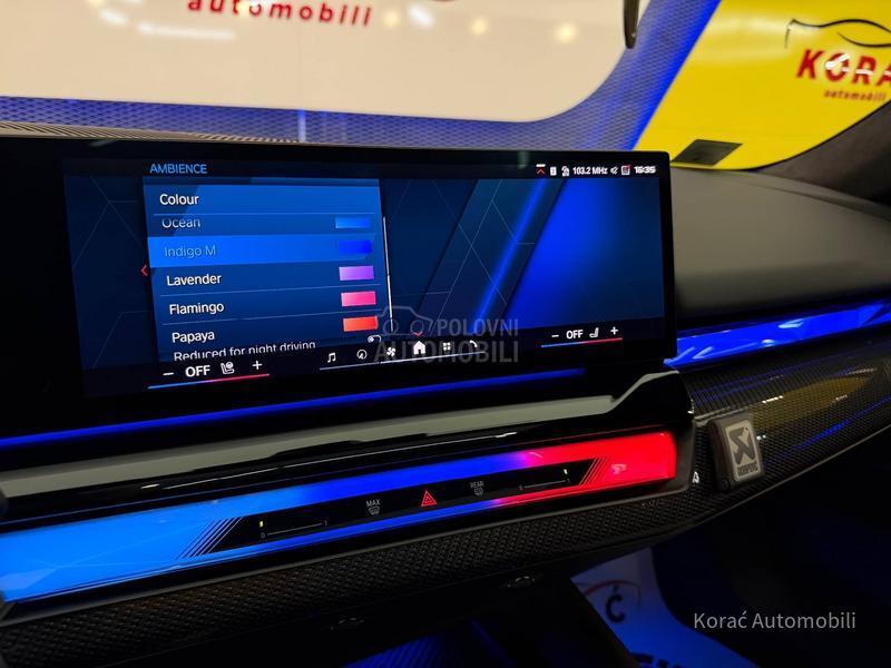 BMW M5 PERFORMANCE/AKRAP