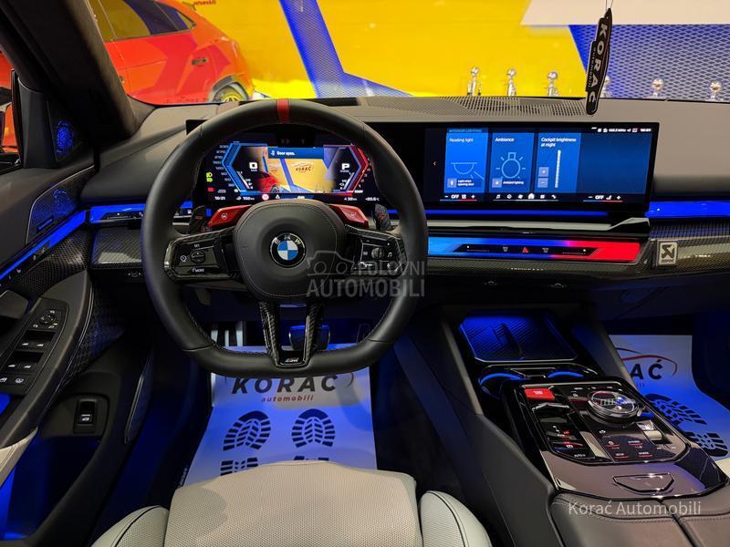 BMW M5 PERFORMANCE/AKRAP