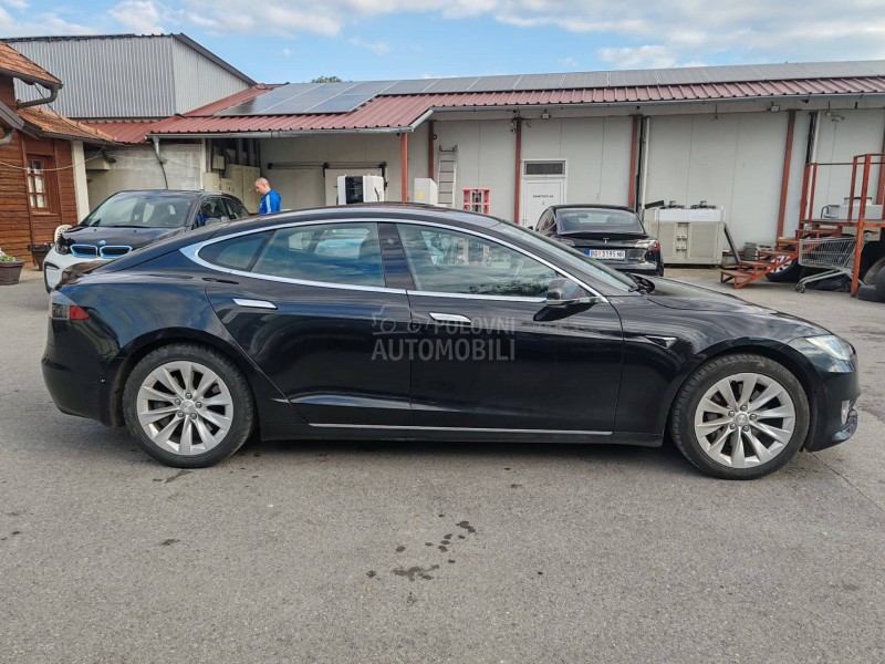Tesla Model S 75D