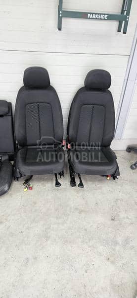 sedista,stubovi i nebo