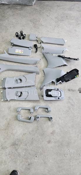 sedista,stubovi i nebo