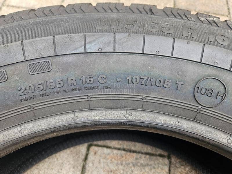 Continental 205/65 R16 Zimska