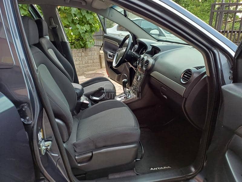 Opel Antara 2.0 / 4X4 / CH