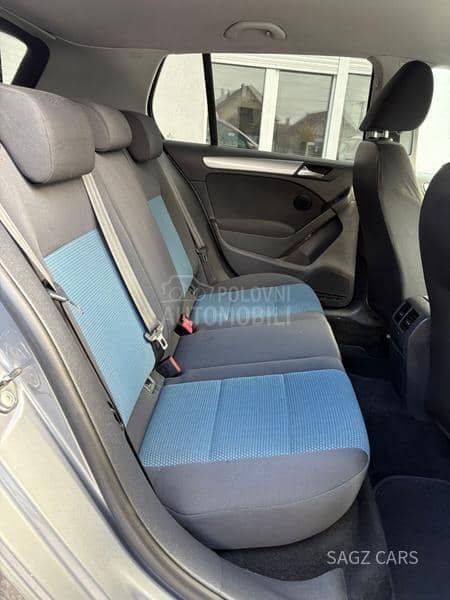 Volkswagen Golf 6 1.6 TDI BLUEMOTION
