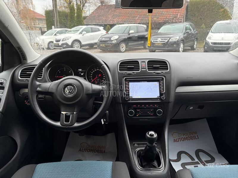 Volkswagen Golf 6 1.6 TDI BLUEMOTION