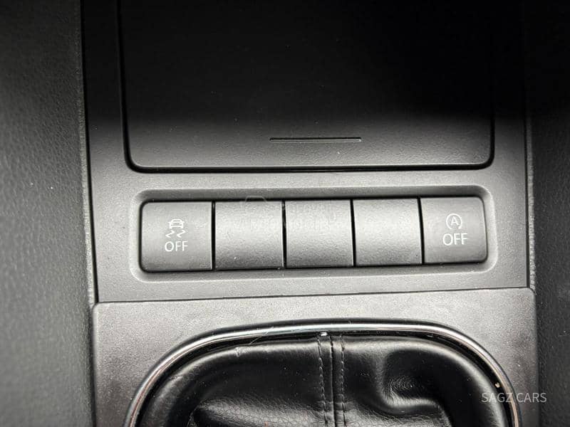 Volkswagen Golf 6 1.6 TDI BLUEMOTION