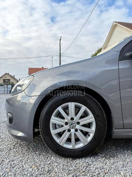 Volkswagen Golf 6 1.6 TDI BLUEMOTION