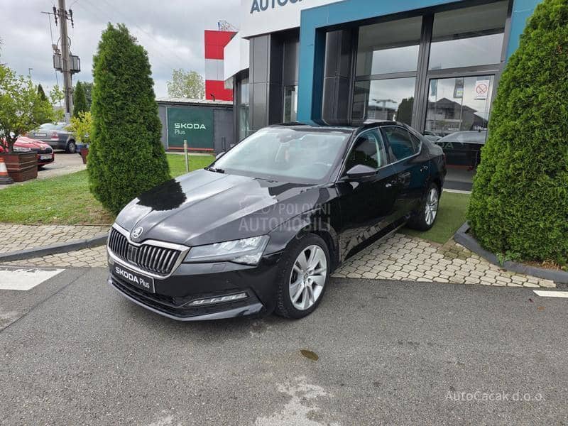 Škoda Superb REZERVISAN