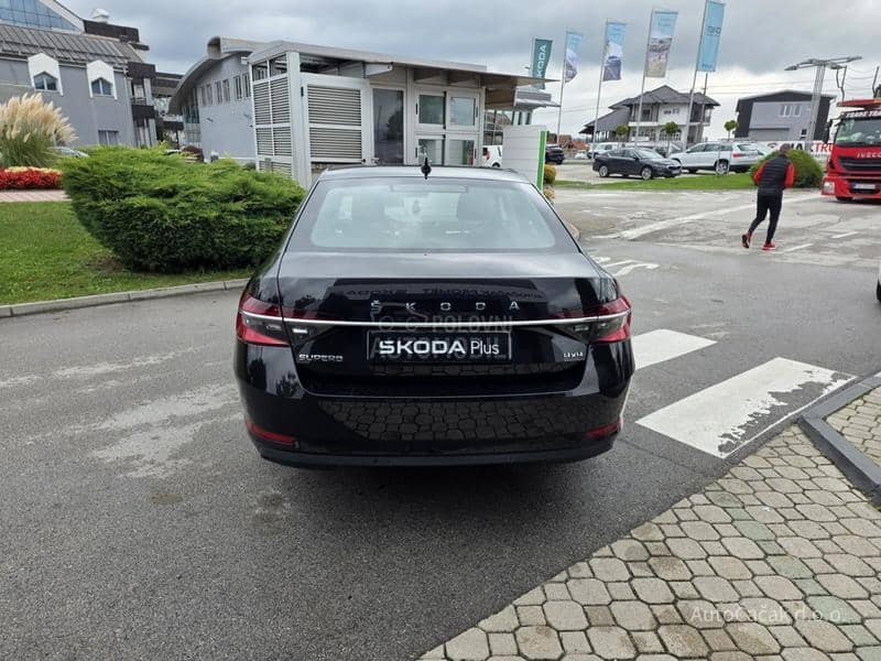 Škoda Superb REZERVISAN