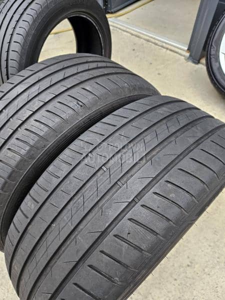 Vredestein 225/45 R17 Letnja