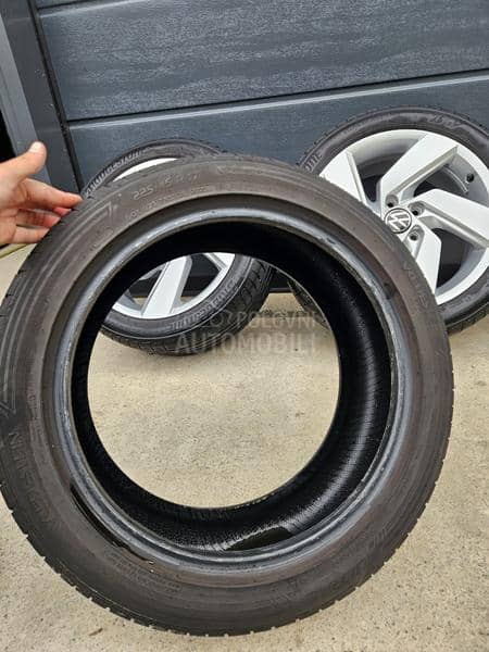 Vredestein 225/45 R17 Letnja
