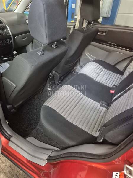 Suzuki SX4 