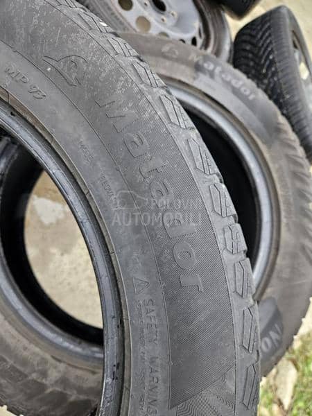 Matador 215/60 R17 Zimska